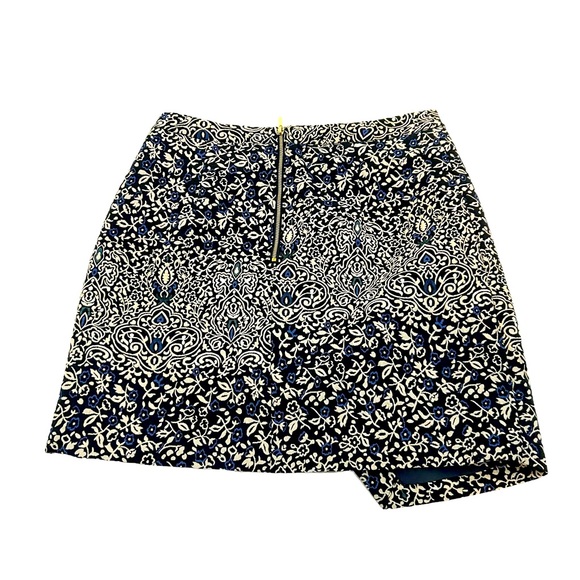 H&M Floral Multicolor Jacquard Faux Wrap Asymmetrical Hem Mini Skirt, Size 8 - Picture 4 of 14